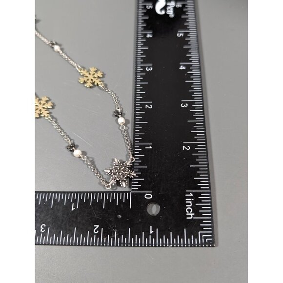 Gray Rhinestone Two Tone Snowflake Station Chain Necklace Pearl Christmas Holida - Picture 8 of 8